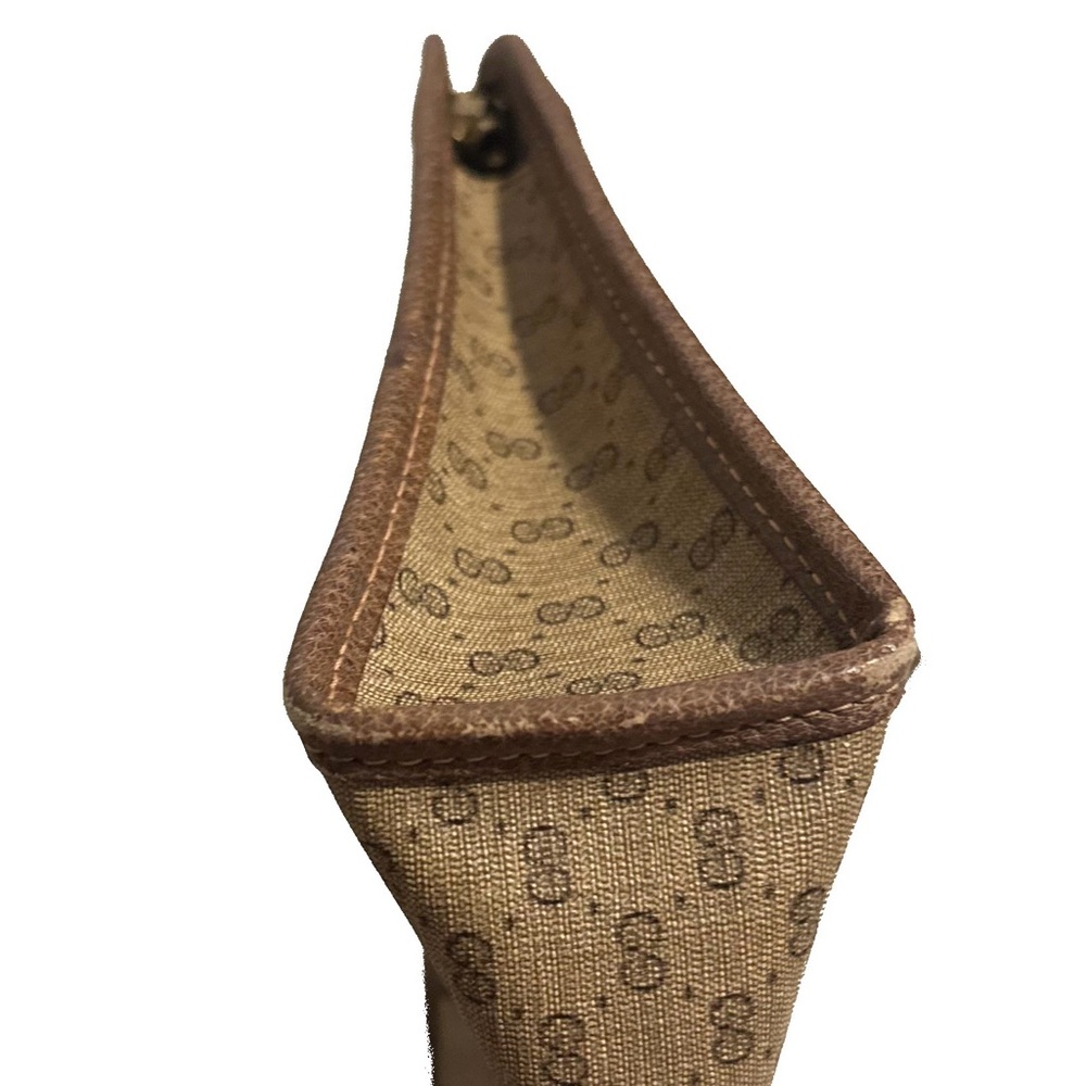 Gucci Brown Clutch with Gucci Pattern - Picture 4 of 7